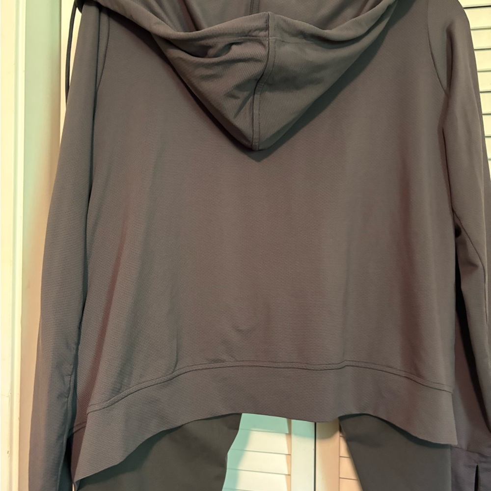 Uniqlo Women's Gray Hooded Zip Thin Sweatshirt and Pants Set